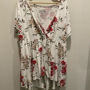 Torrid sz 3 Floral V-Neck Surplice Top